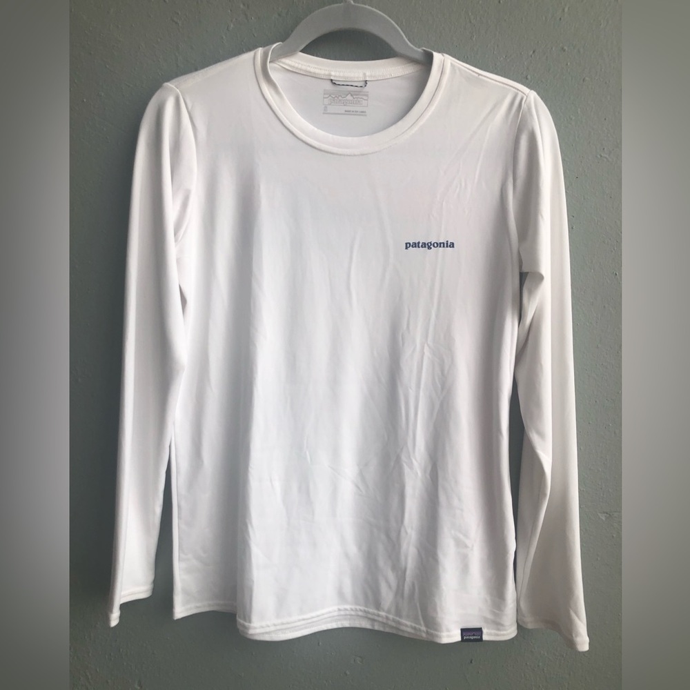 Patagonia Size Small Polyester Long Sleeve Pull Over Top - Picture 3 of 8